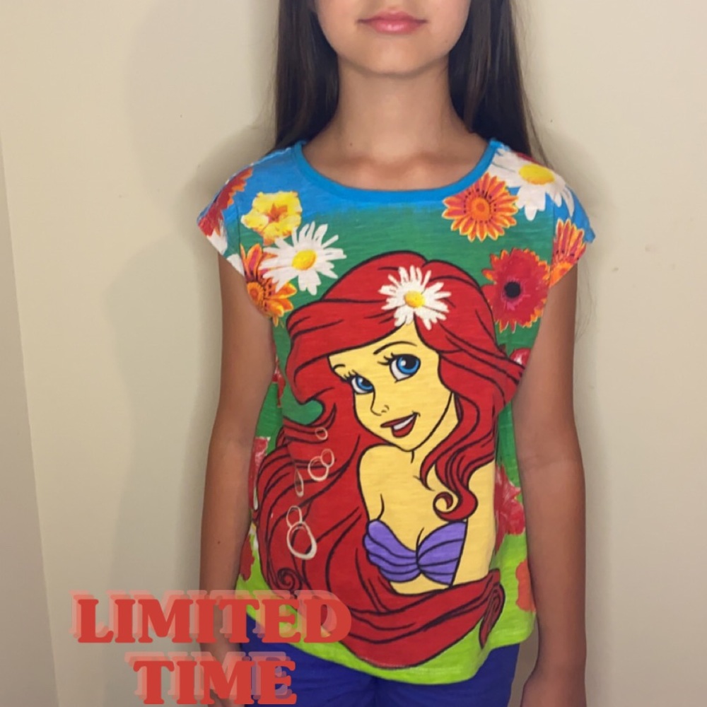 Disneys Original Ariel Princess mermaid t-shirt underwater with flowers